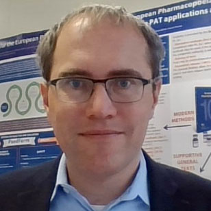 Dirk  Leutner, PhD