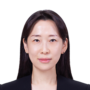 Amy (Hyunjoo)  Lee, MBA, RPh