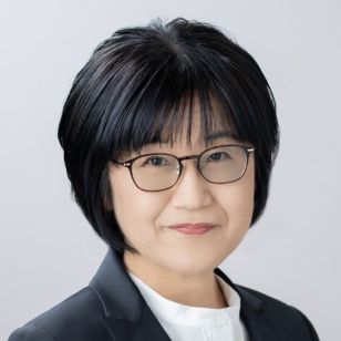Haruna  Iwaoka