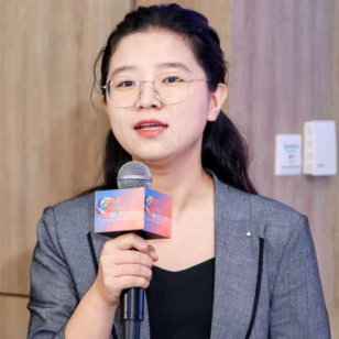 Wei Hong Yuan