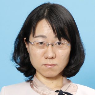 Rie  Tomiyasu